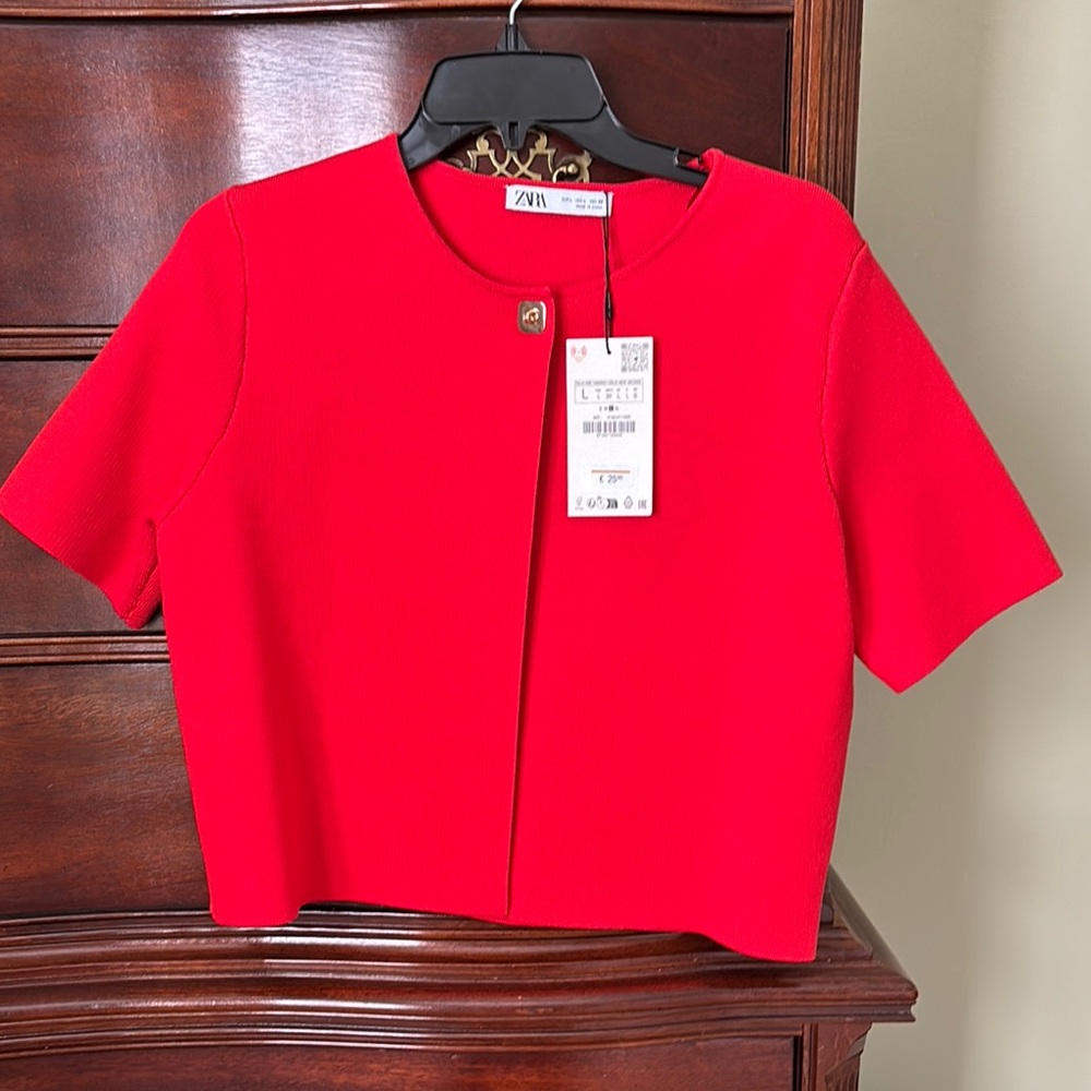 NWT!!! Zara Red Boxy Crop Top with Mandarin Collar